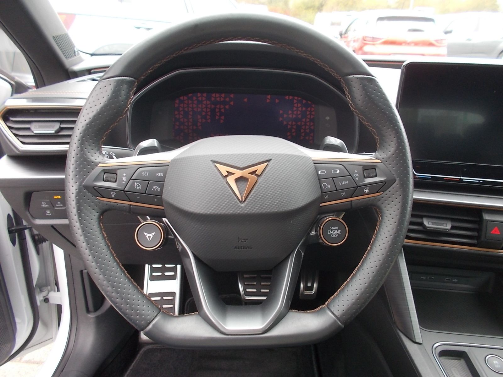 Fahrzeugabbildung CUPRA Leon Sportstourer VZ 2.0 TSI (310 PS) 4Drive DSG