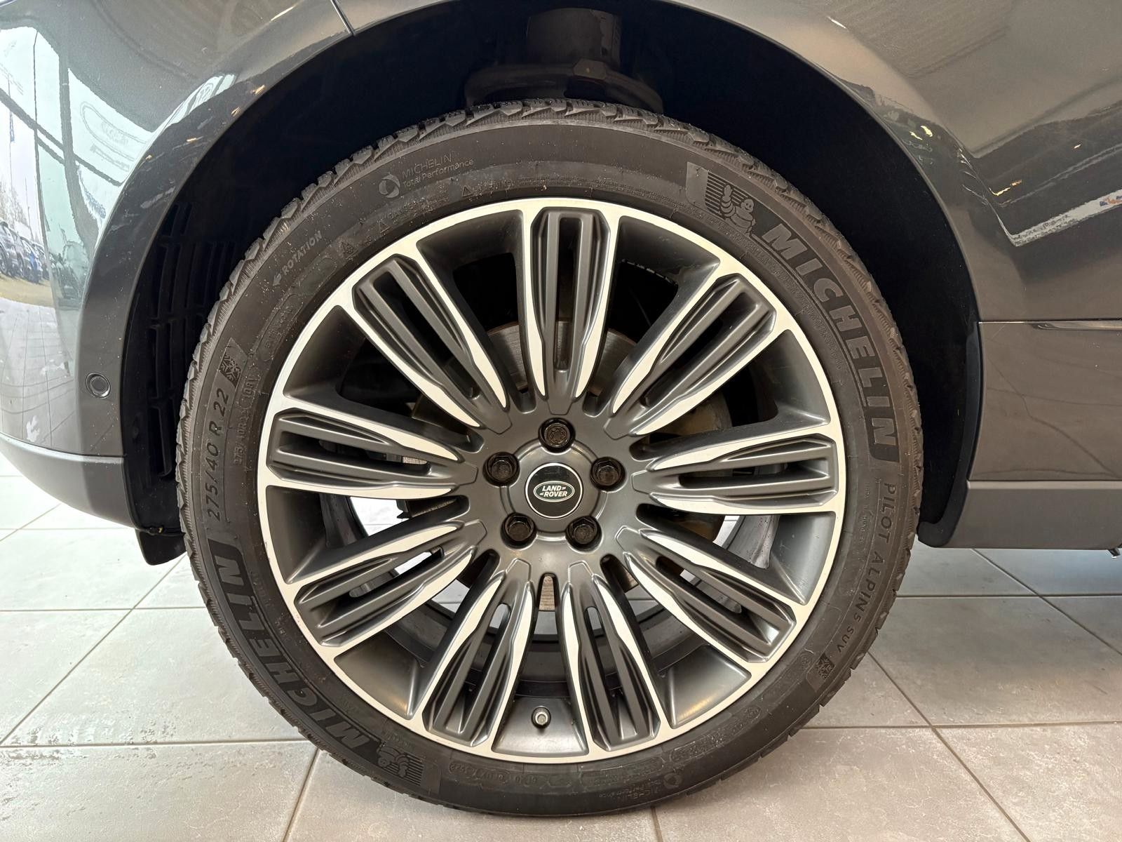 Fahrzeugabbildung Land Rover Range Rover 3.0 Liter SDV6 Autobiography