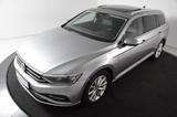 Volkswagen Passat 1.5 TSi DSG Elegance *1.Hand*Leder*Pano* - Volkswagen Passat Variant in Aachen