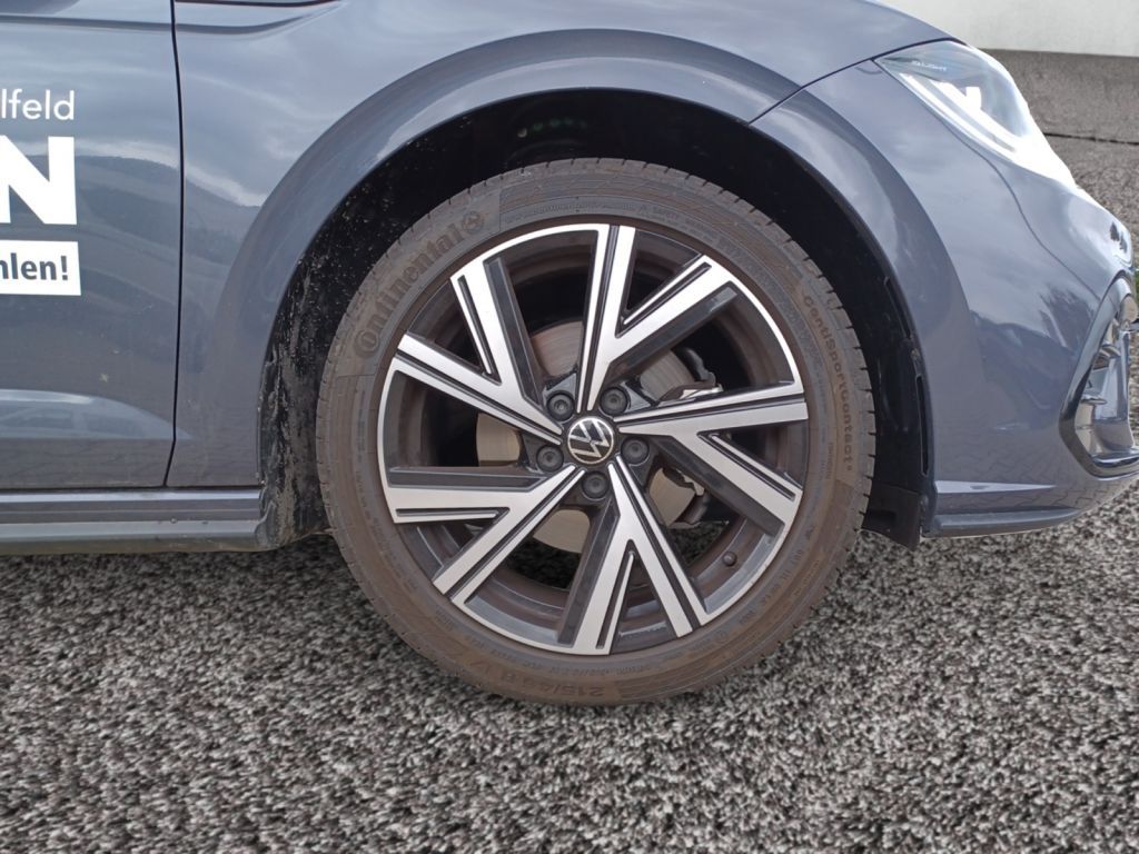 Fahrzeugabbildung Volkswagen Polo 1.0 TSI DSG R-Line ACC, Climatronic,Navi,SH