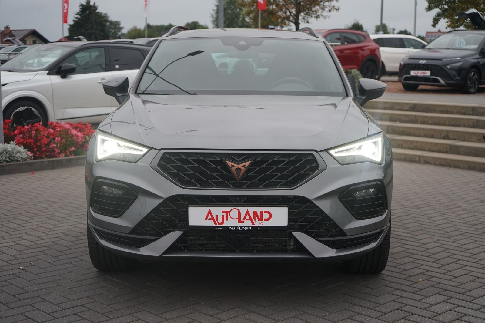Cupra Ateca 2.0 TSI 4Drive DSG LED ACC Pano AHK imagem 3
