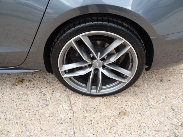 Fahrzeugabbildung Audi A5/2.0 TDI  quattro/S-Line/20-Zoll/SitzH/Navi/2H