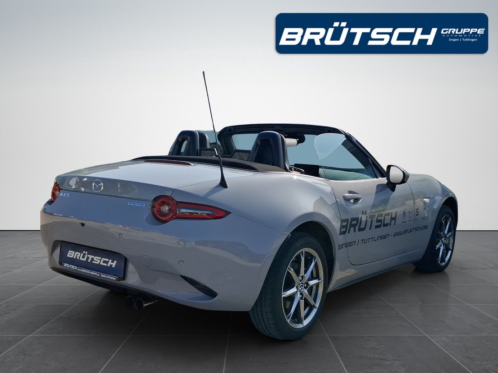 MAZDA MX-5 Exclusive-Line - Image 4