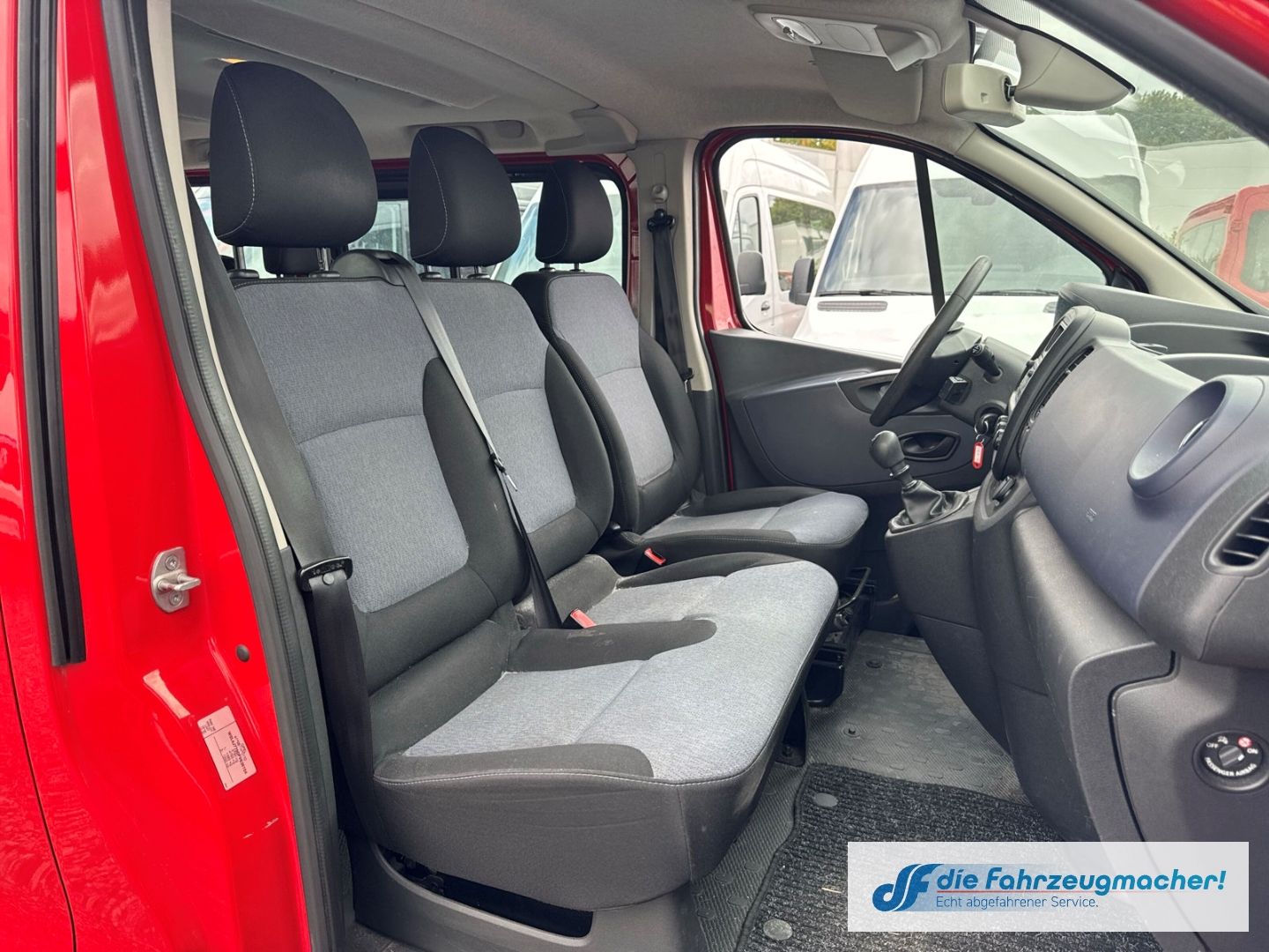Fahrzeugabbildung Opel Vivaro B Kombi Combi 9Si. L1H1 2,7t *2672 *EXPOR