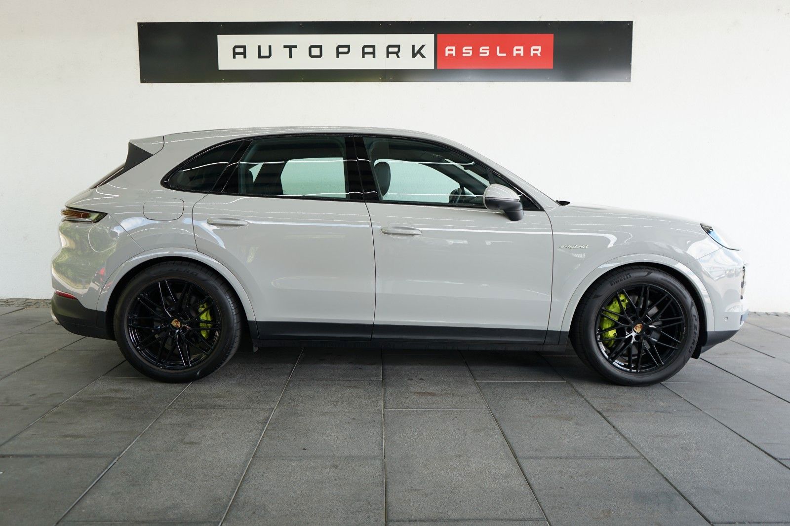 PORSCHE Cayenne E-Hybrid MY2024/Luft/Sitzklima/AHK/360°