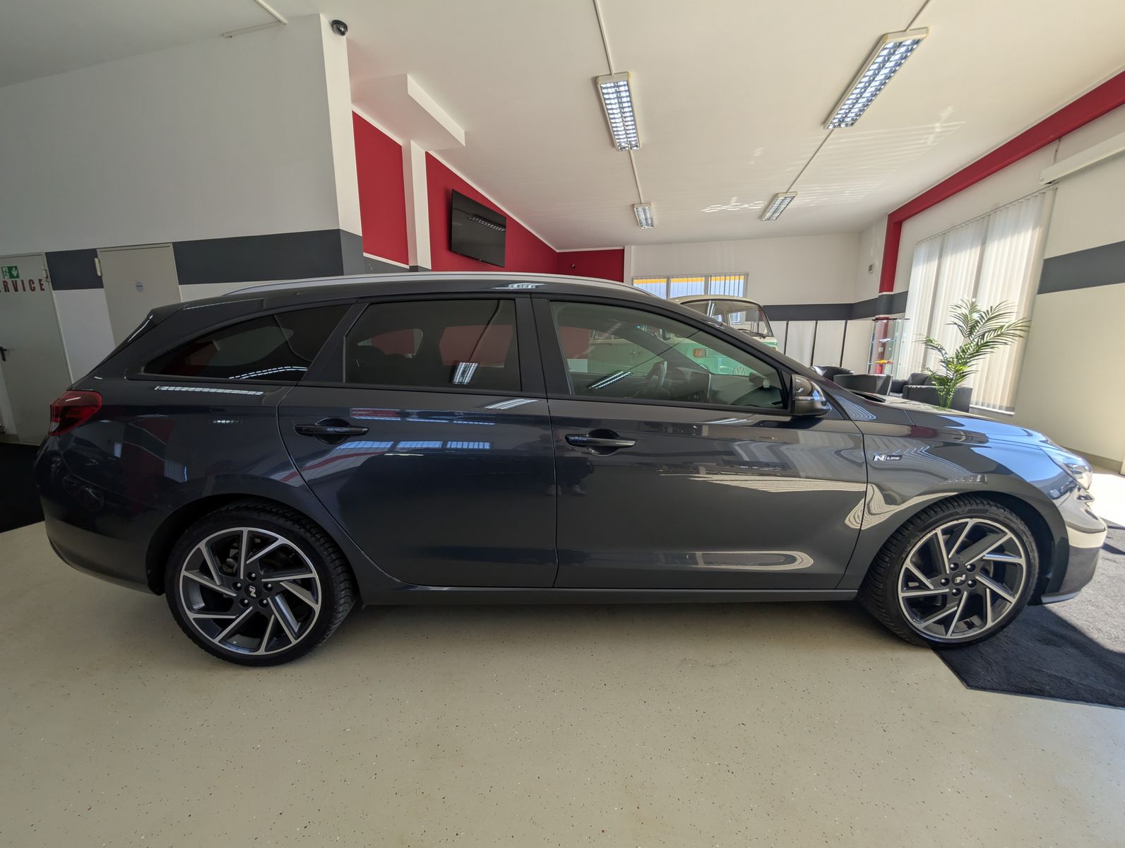 Fahrzeugabbildung Hyundai i30 N Line Mild-Hybrid KAM TEMP LED PANO CARPLAY