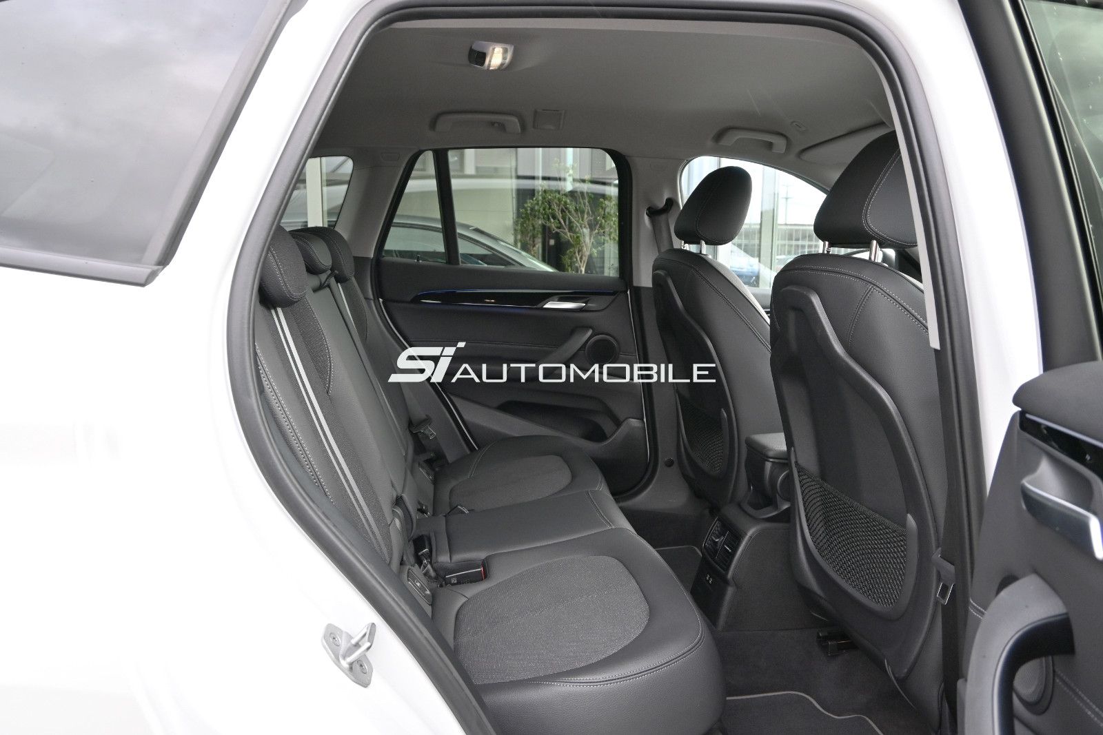 Fahrzeugabbildung BMW X1 xDr. 20d Sport Line °ACC°AHK°HEAD-UP°KAMERA°