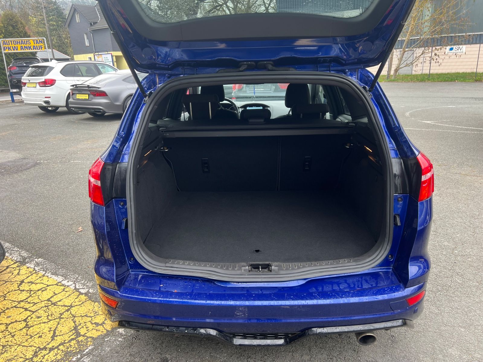 Fahrzeugabbildung Ford Focus Turnier 1.5 ST-Line *RÜCKFAHRKAMERA*