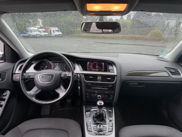 Audi A4 - 12