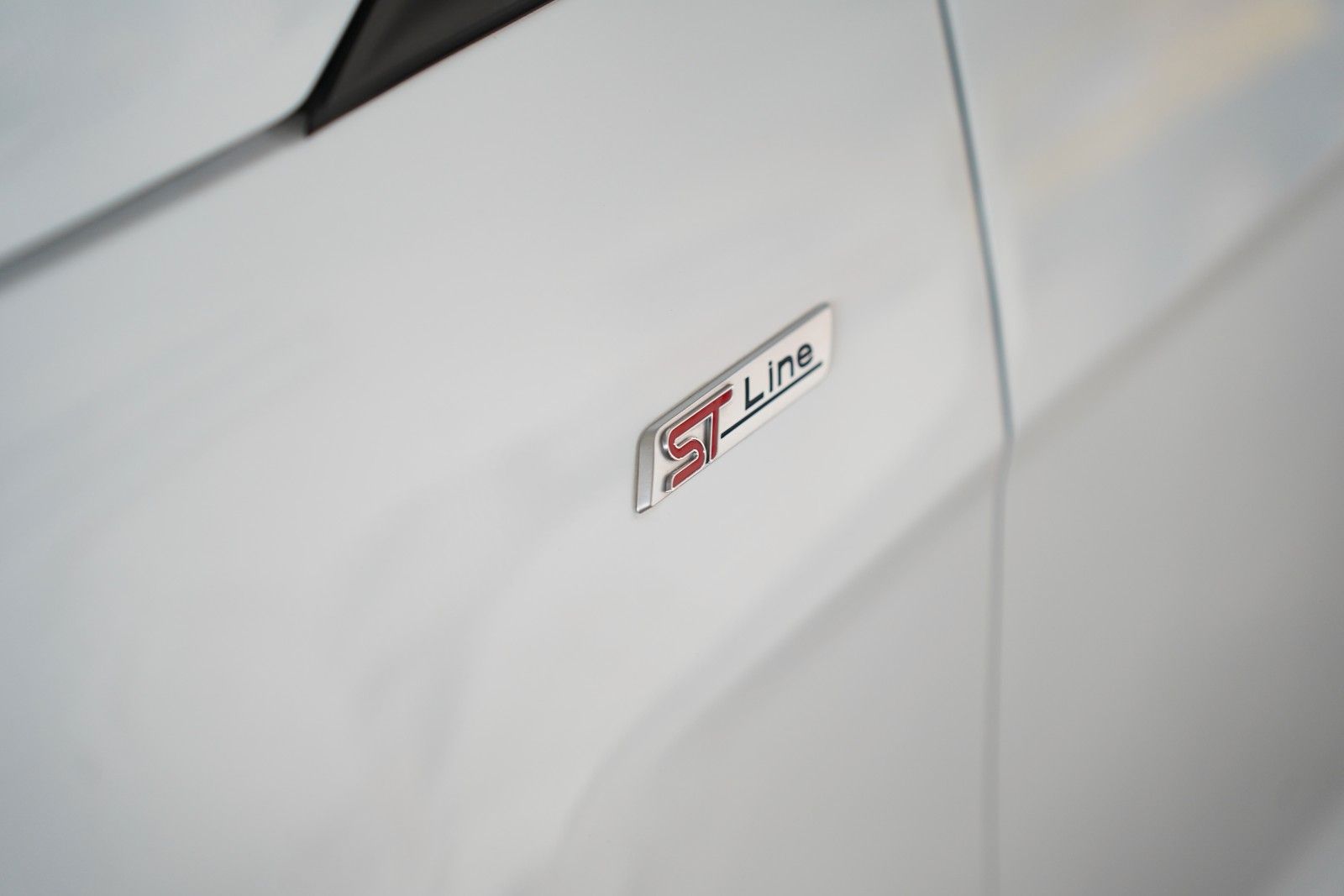 Fahrzeugabbildung Ford EcoSport ST-Line*NAVI*KeyFree*KLIMAAUTOMATIK