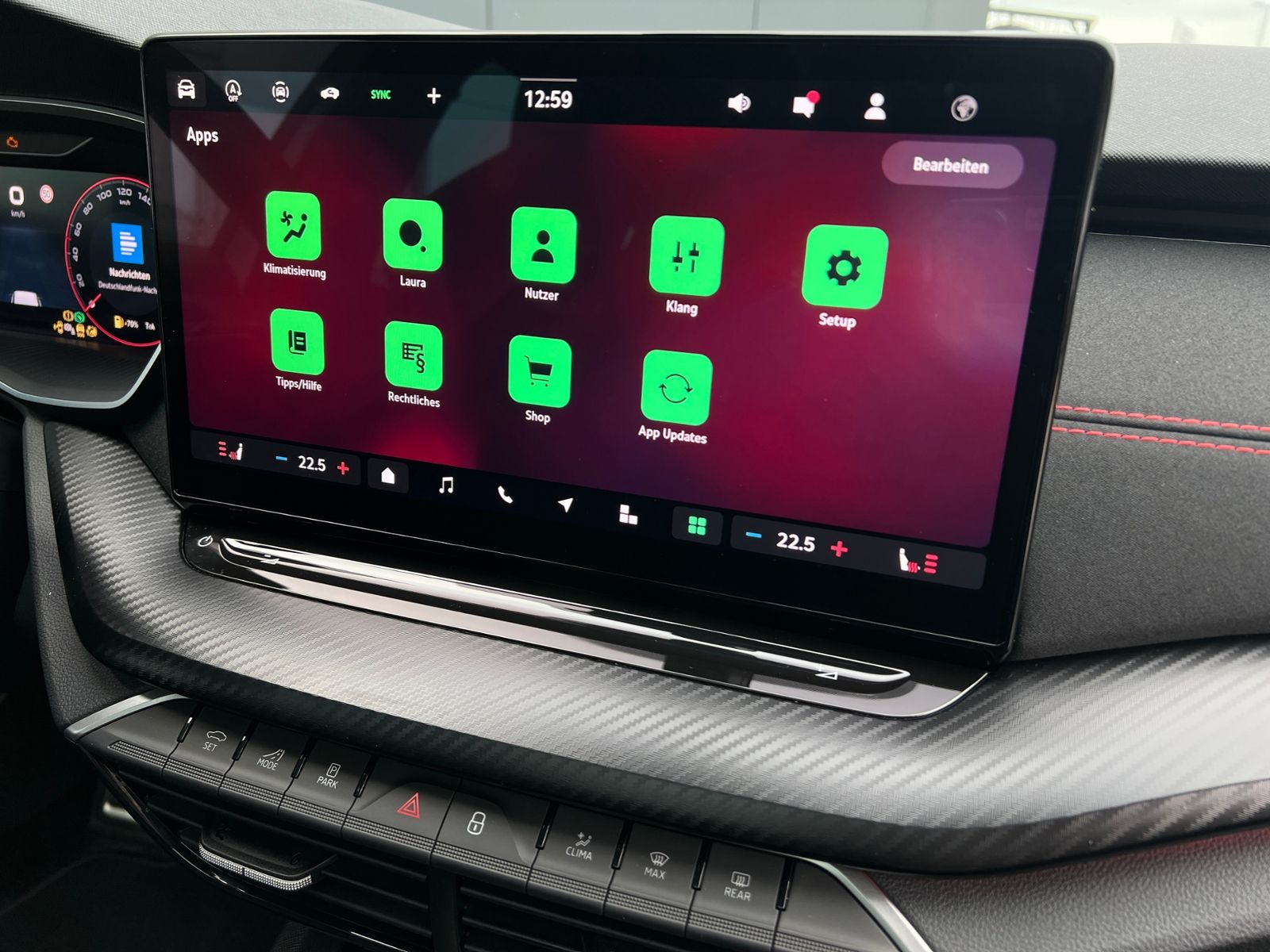 Fahrzeugabbildung SKODA Octavia Combi RS 2,0 TSI DSG *AHK, ACC, Matrix,