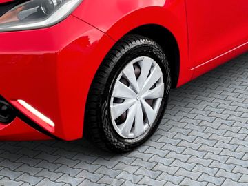 Toyota Aygo AYGO 1,0 Klima & Radio ,wenige Kilometer
