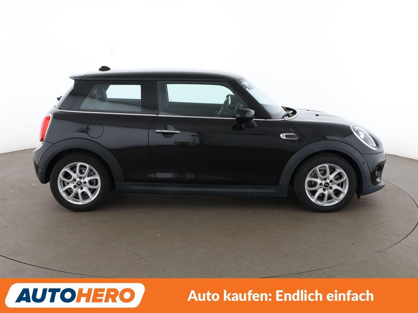MINI Cooper Aut.*NAVI*LED*PDC*SHZ*KLIMA*TEMPO*