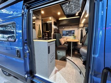 HYMER  ERIBA  HYMERCAR Redwood 600 Sport Schlafdach Autarkie