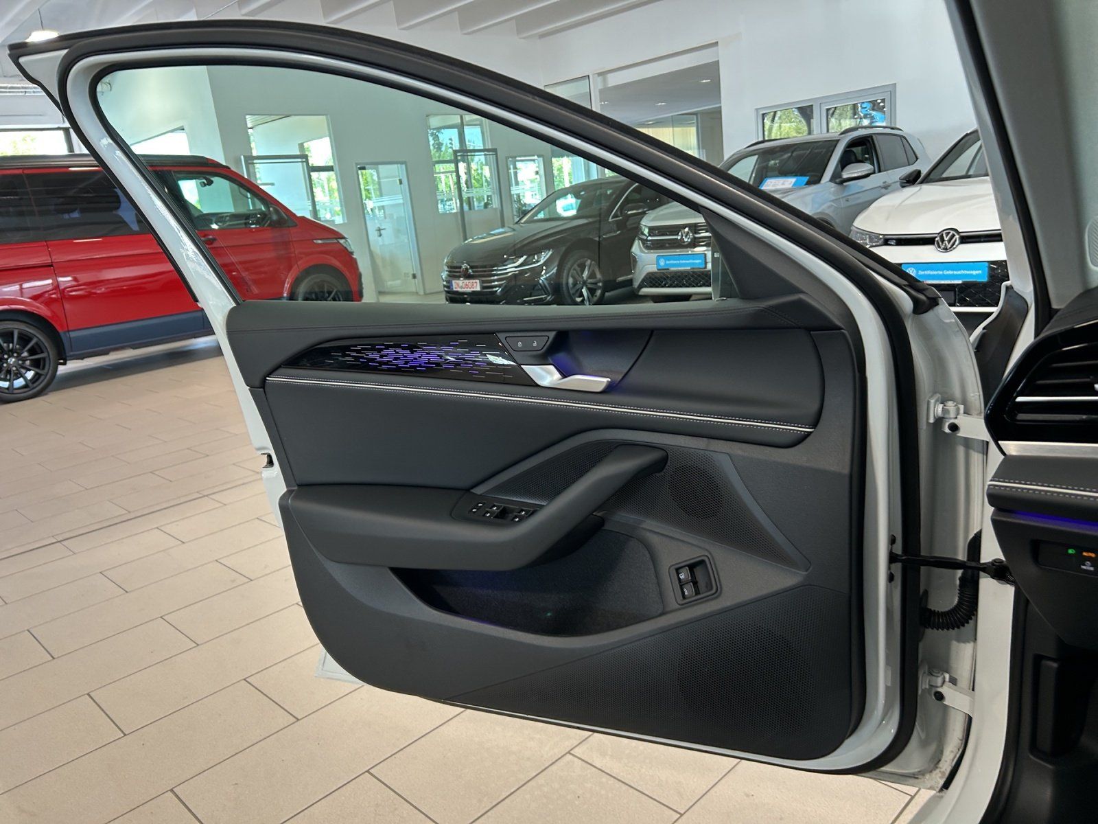 Volkswagen Passat - Bild 16