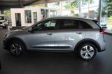 Kia e-Niro Vision 64 kWh(3 Phasen, PLUS Paket, AHK) - Kia Niro aus 2022