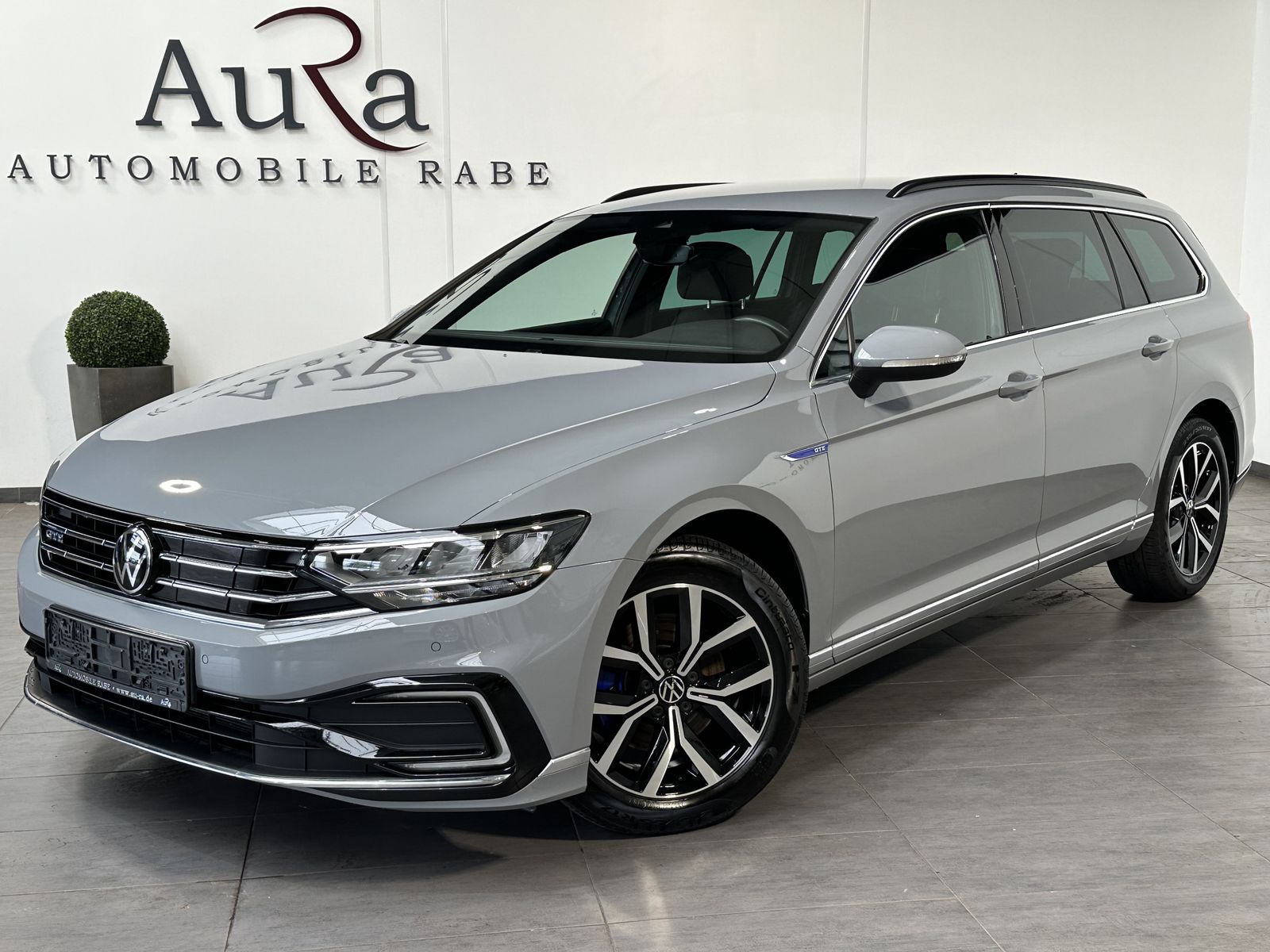 Fahrzeugabbildung Volkswagen Passat Variant 1.4 TSI DSG GTE NAV+LED+AHK+VCOCK