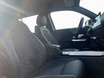 Mercedes GLB 200 - 11