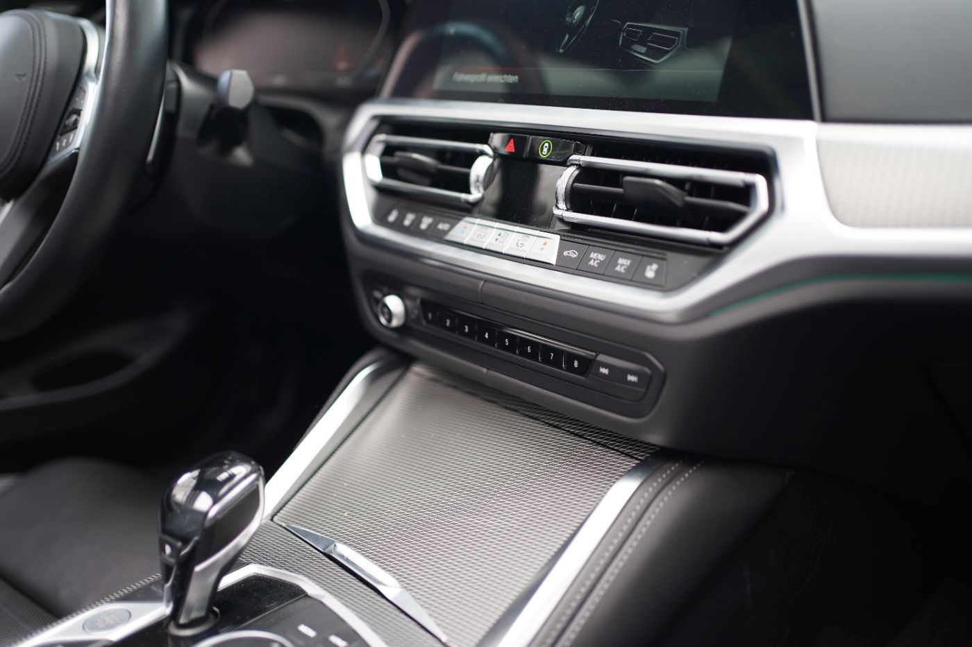 Fahrzeugabbildung BMW M440i xDrive ParkAssist.+HarmanKardon+Laserlicht