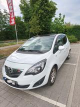 Opel Meriva 1.4 Turbo INNOVATION mit 2 Reifensätzen  - Opel Meriva mit Panoramadach