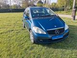 Mercedes-Benz A 160 BlueEFFICIENCY - - Mercedes-Benz A 160 Gebrauchtwagen in Mannheim