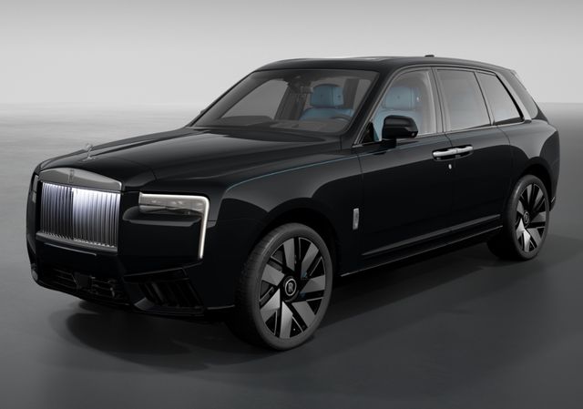 Rolls-Royce CULLINAN FACELIFT SERIES II SILVER BADGE MY25