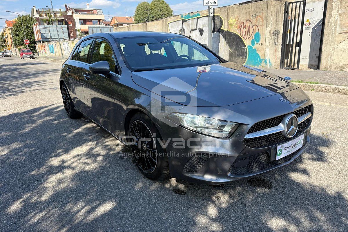 Mercedes-Benz MERCEDES A 200 Automatic Business imagem 3
