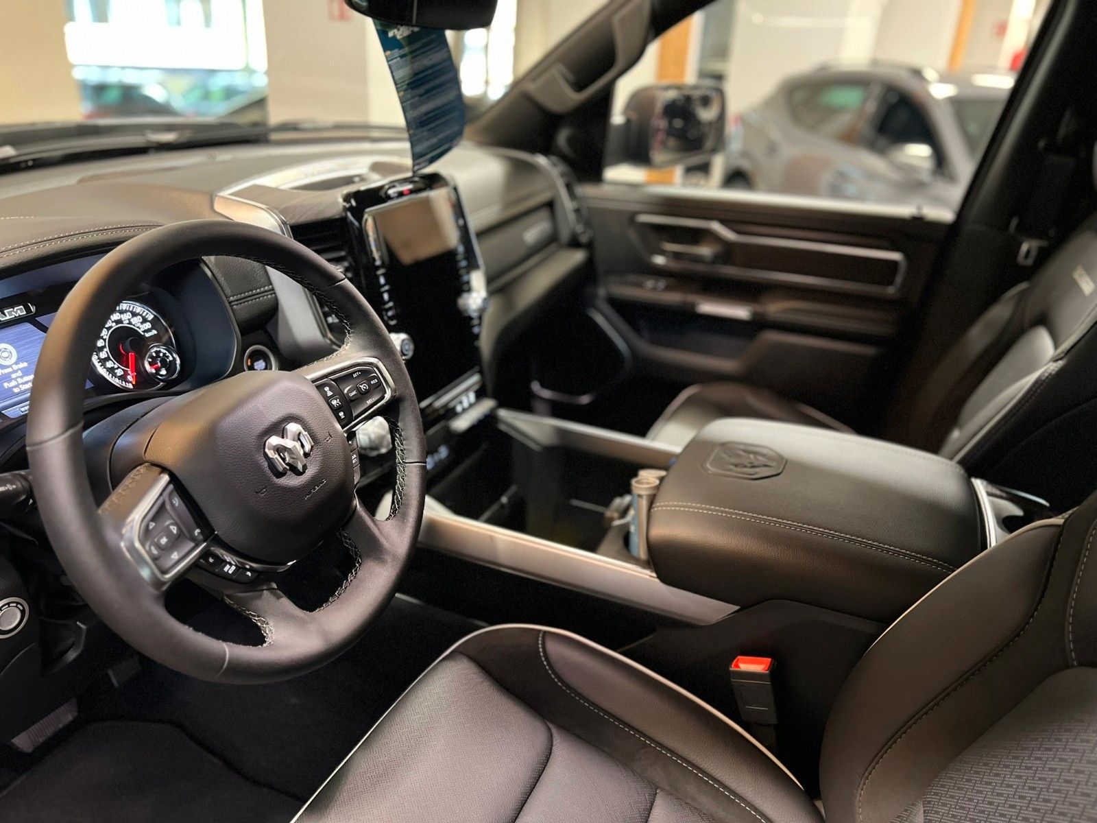 Fahrzeugabbildung Dodge RAM 1500 Laramie Sport Hurricane 4x4 MY25 LPG