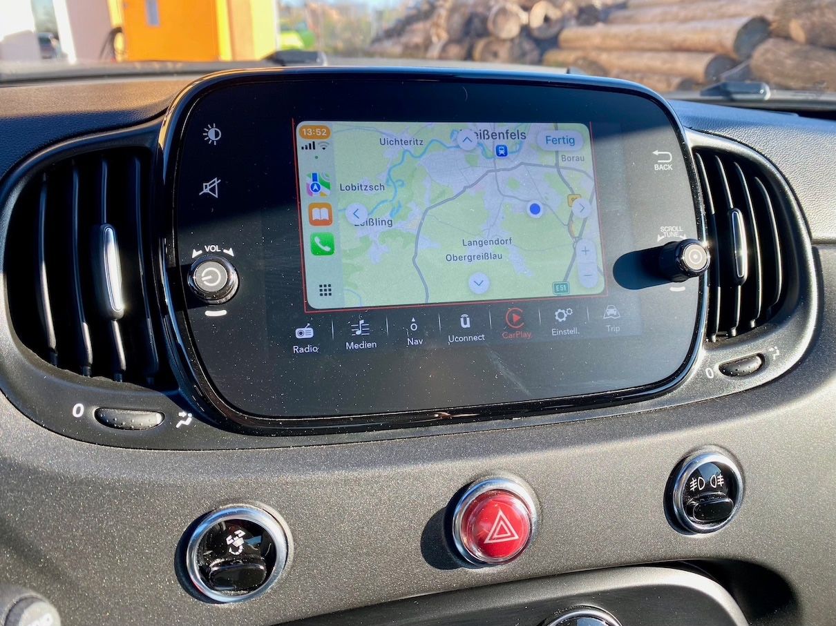 Fahrzeugabbildung Abarth 695 AAC NAVI BI-XENON BEATS MTA PAKET