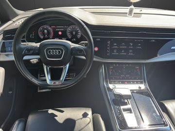 Audi Q7 - 10