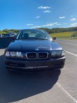 BMW e46 318i - BMW 318 aus 2000: 318i E46