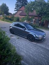 Audi S3 2.0 TFSI S tronic quattro Sportback - - Audi S3 mit Benzin-Antrieb: Sportwagen