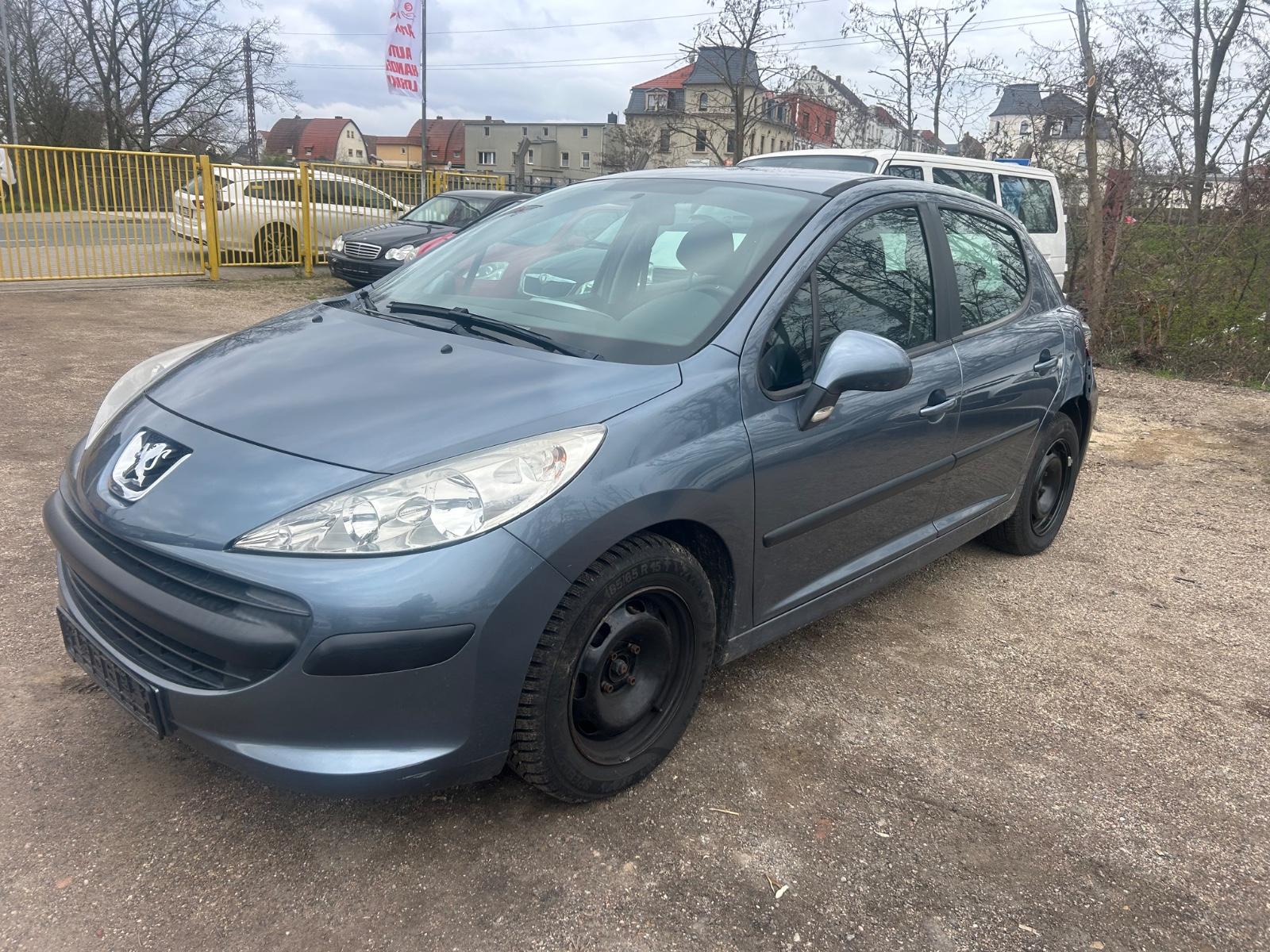Peugeot 207 Tendance 1.4 BENZIN TÜV 03/2027