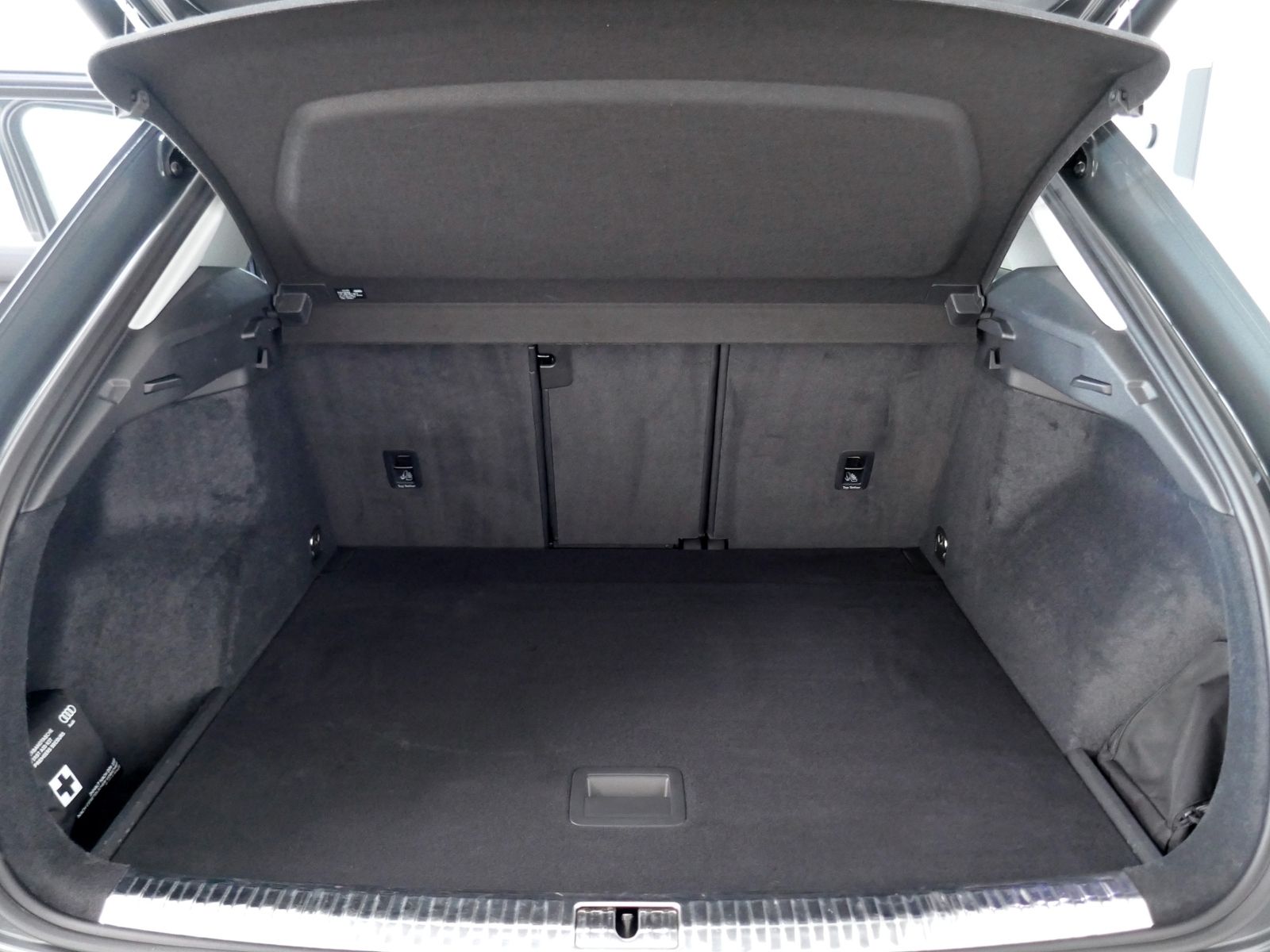 Fahrzeugabbildung Audi Q3 35 Advanced 2.0 TDI S-tronic | LED PDC ACC
