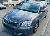 Toyota Avensis 2.0 Benzin Automatik - Toyota Avensis in Stuttgart