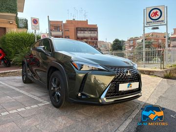 Lexus UX - 3