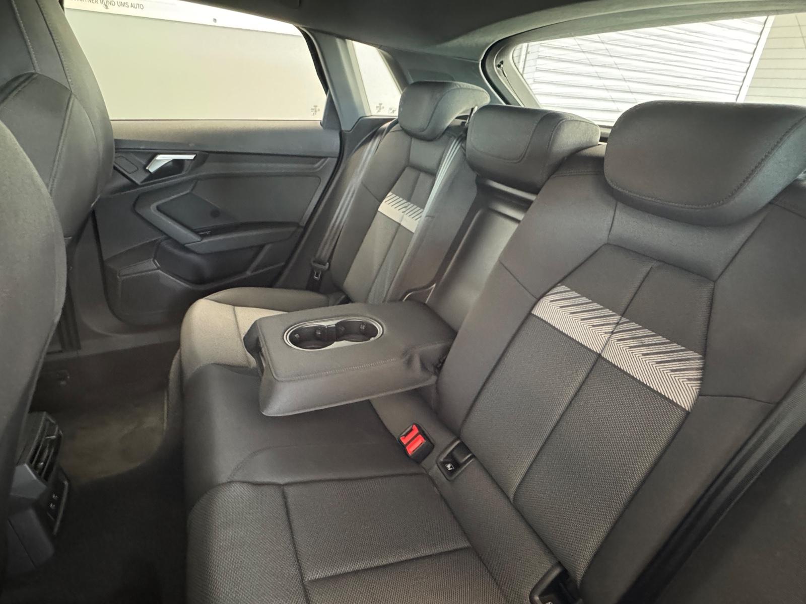 Audi A3 Sportback 30 TFSI advanced, миниатюра 12