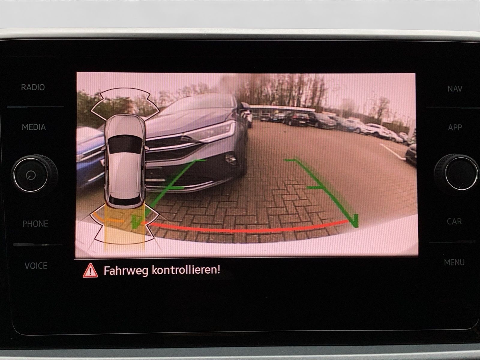 Volkswagen T-Roc - Bild 16