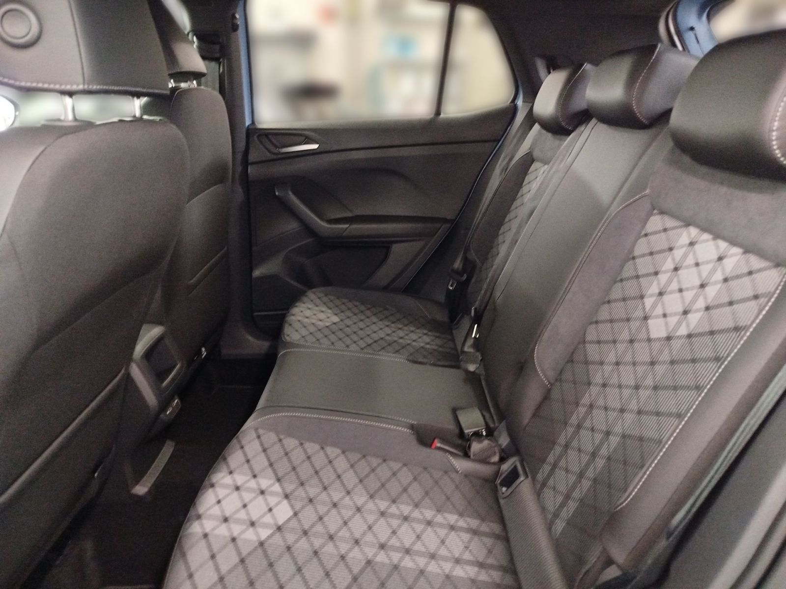 Volkswagen T-Cross - Bild 10