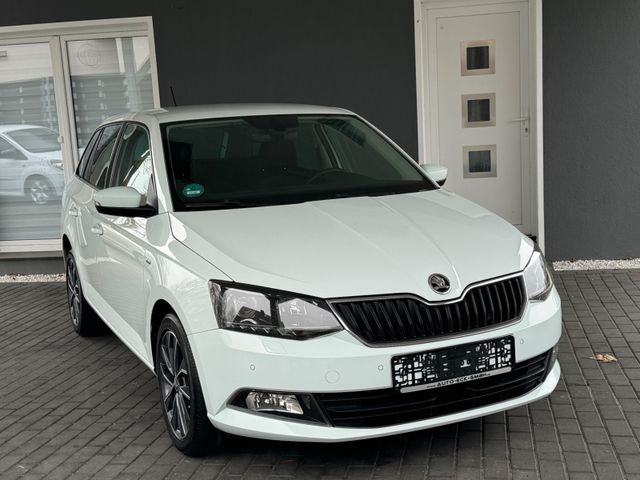 Skoda Fabia 1.2 TSI Combi Drive / SHZ / PDC / Navi