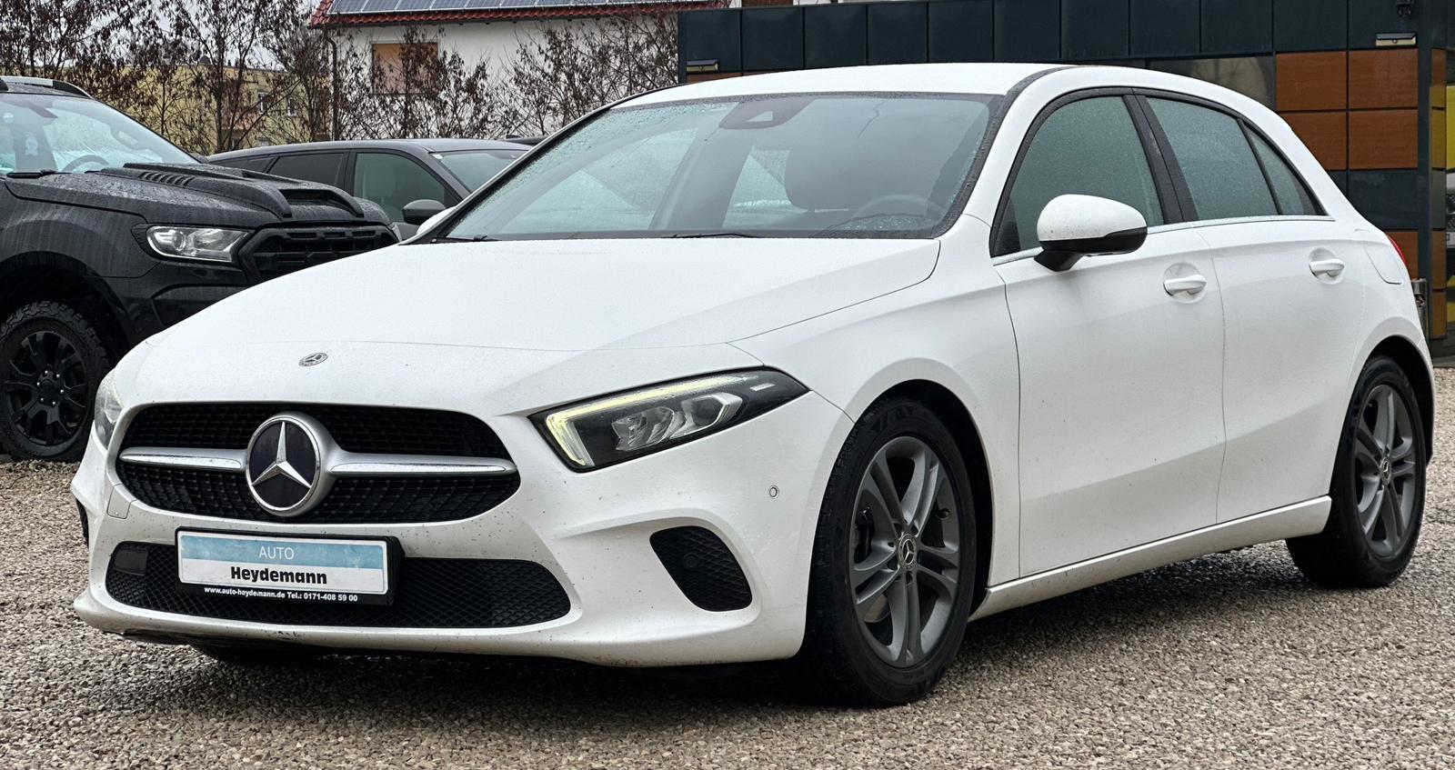 Mercedes-Benz A 180d Kamera Tempomat PDC Led