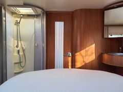 Adria Coral 690 SC, Queensbett,Sat ,Lithium