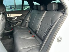 Fahrzeugabbildung Mercedes-Benz C200 T AMG-Line Night LED Kamera Burmester 19"