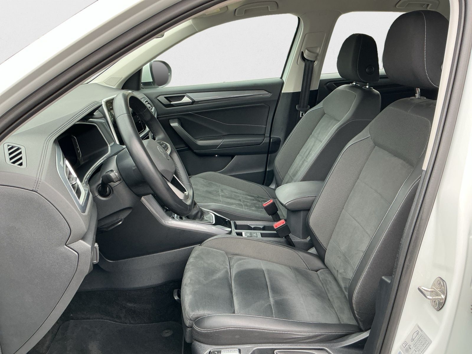 Volkswagen T-Roc - Bild 9