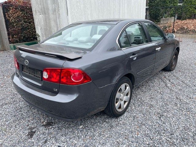 Kia Optima LX Automatic Airco