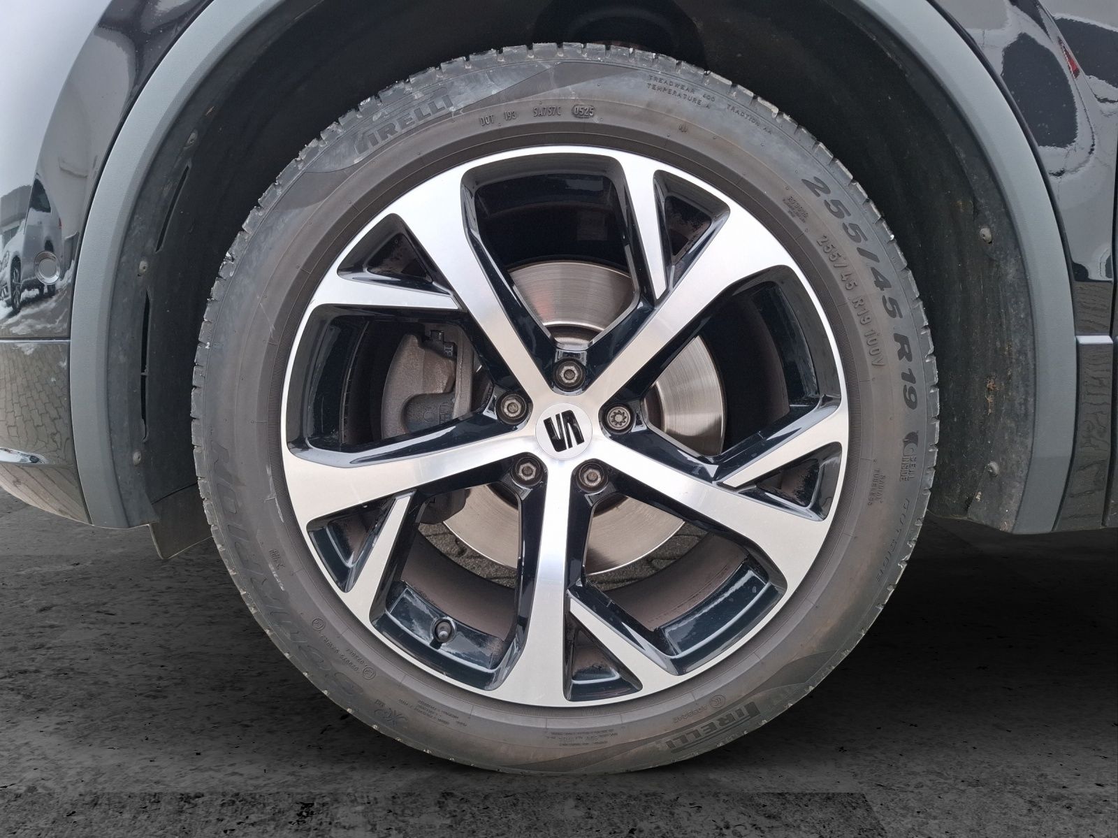 Fahrzeugabbildung SEAT Tarraco TSI FR DSG 4Drive LED AHK Navi AID Pano