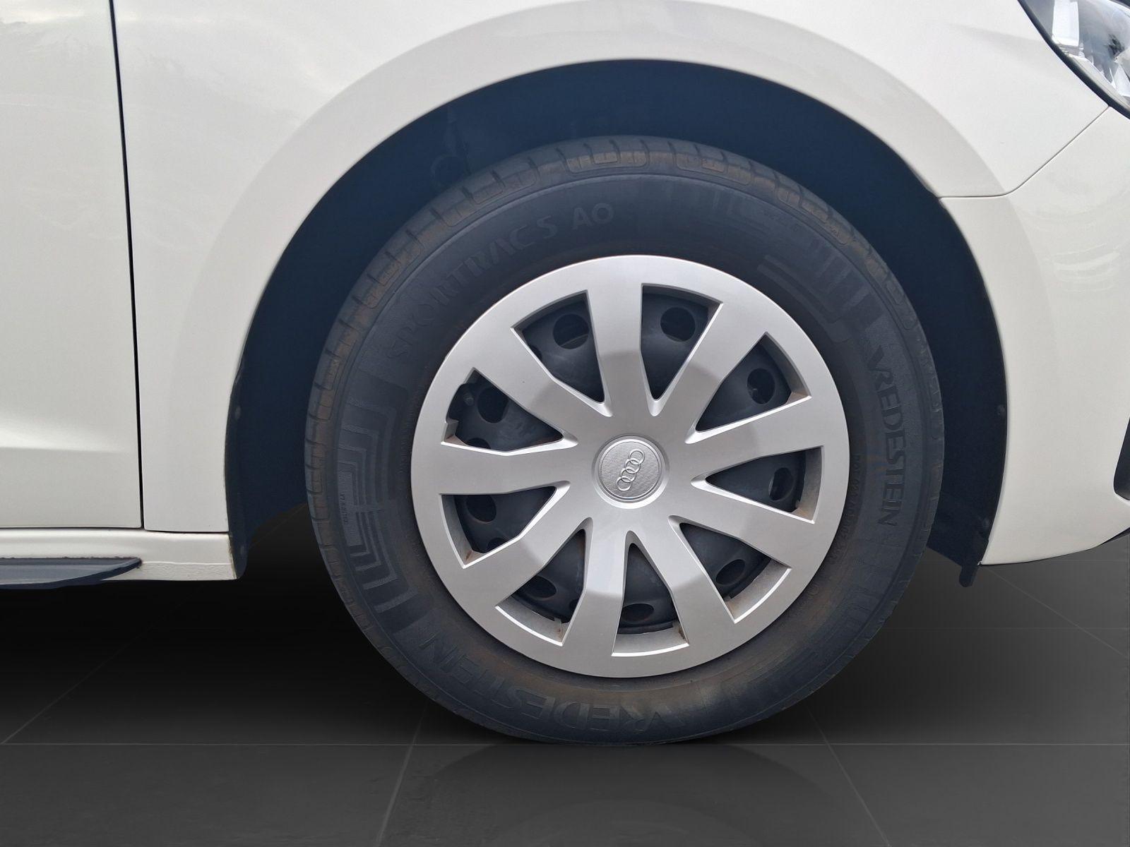 Audi A1 Sportback 25 TFSI PDC DAB+ SITZHZG, миниатюра 7