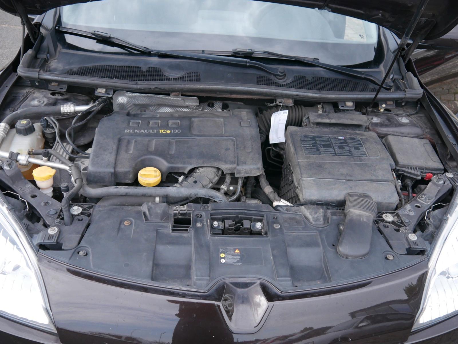 Renault Megane 2011 — photo 15