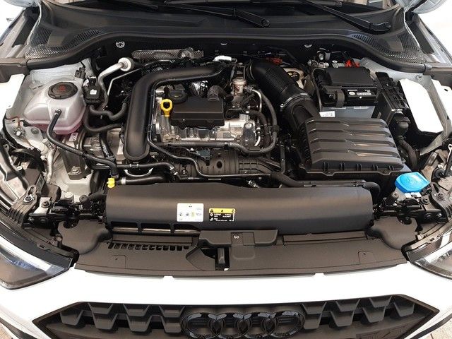 Fahrzeugabbildung Audi A1 Sportback S line 30TFSI S-tronic Navi 18" LED