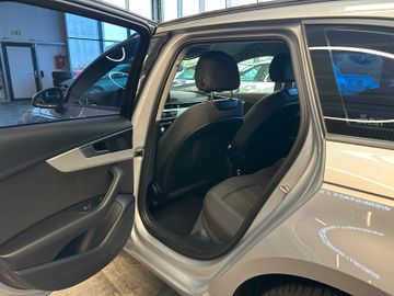 Audi A4 *TEMPO*KLIMA*SZHZ*TÜV-0128*NAVI*TEMPOMAT